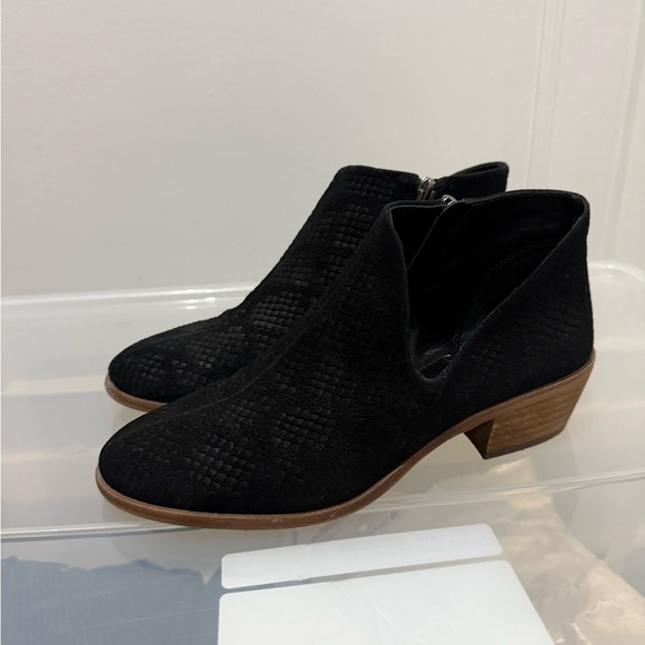 Vince Camuto Black Booties - Picture 2 of 5